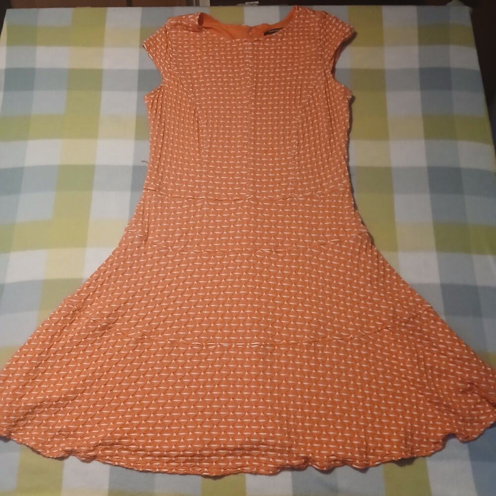 Sharagano Swoop Neck Dress Coral Size 16w
